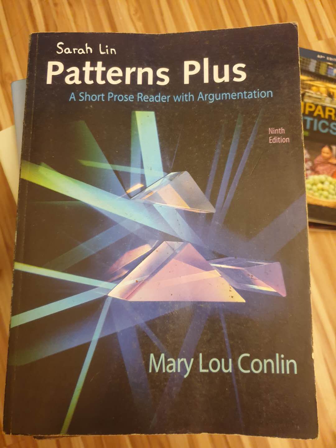 Patterns Plus: A Short Prose Reader with Argumentation 詳細資料